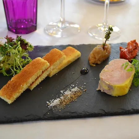 Hotel Le Saint-pierre 3*